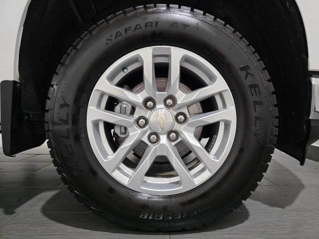 Used 2019 Chevrolet Silverado 1500 LT w/ Z71 Off-Road Package AWD/4WD image 25
