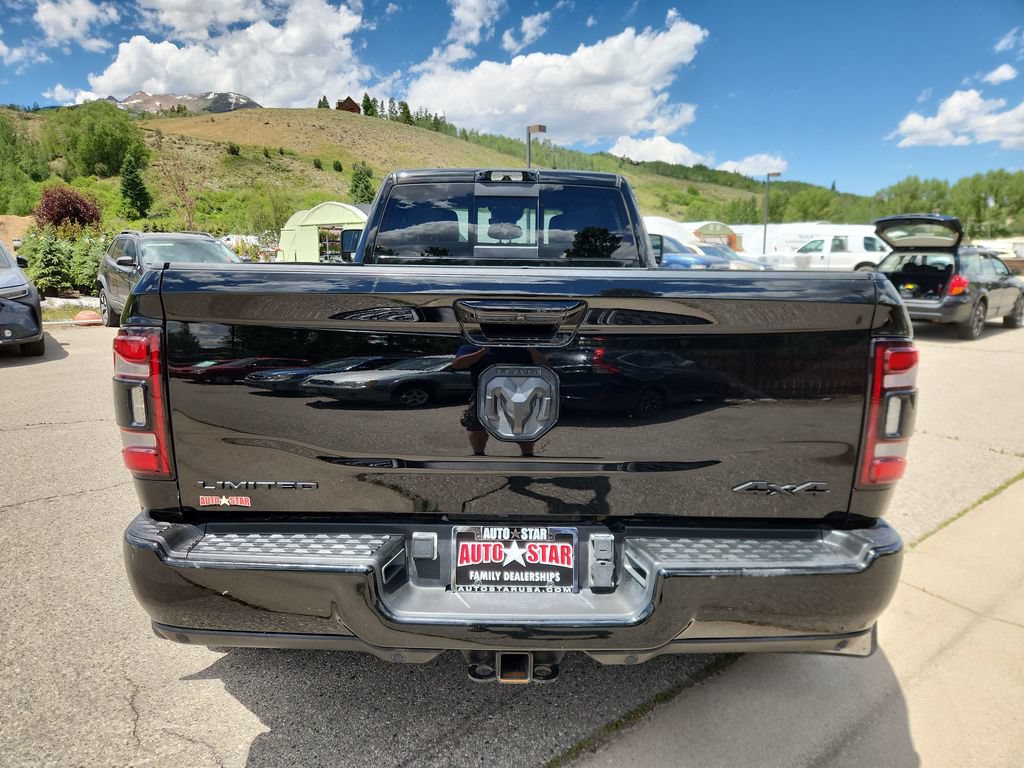 Used 2024 RAM 3500 Limited w/ Night Edition AWD/4WD image 4