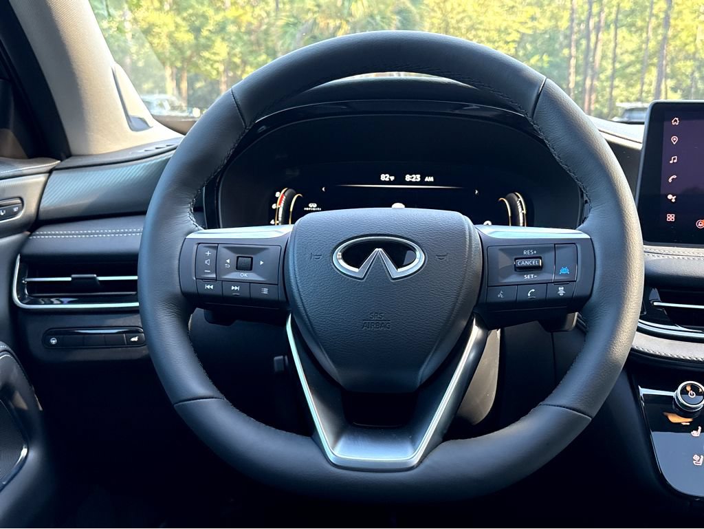 New 2025 INFINITI QX60 Luxe w/ Black Edition FWD image 15