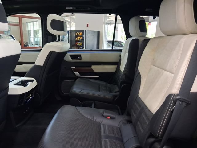Used 2024 Toyota Sequoia Capstone AWD/4WD image 5
