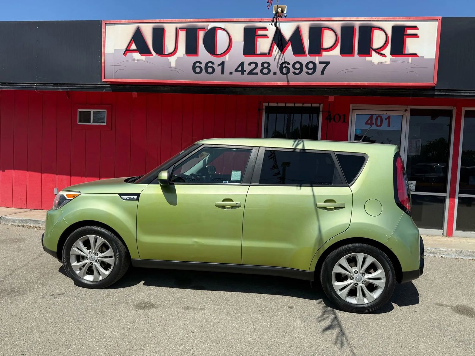 Used 2016 Kia Soul + w/ Audio Package FWD image 1