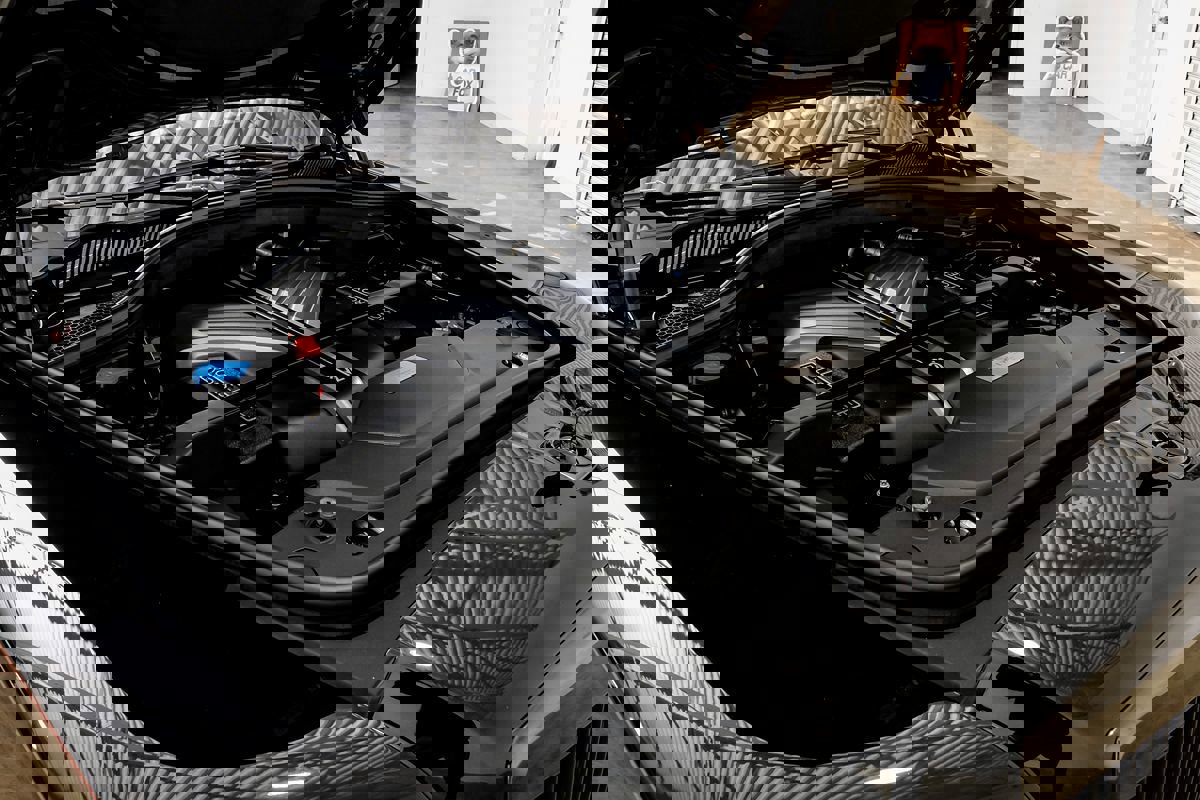 Used 2022 Rolls-Royce Cullinan Black Badge w/ Dark Exterior Package image 59