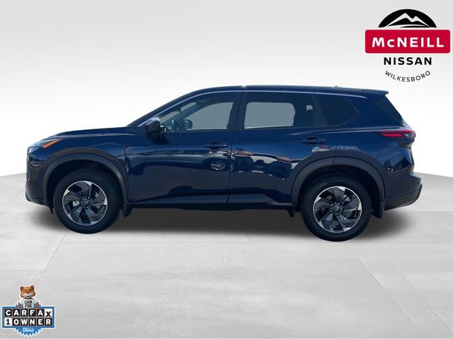 Used 2025 Nissan Rogue SV image 4