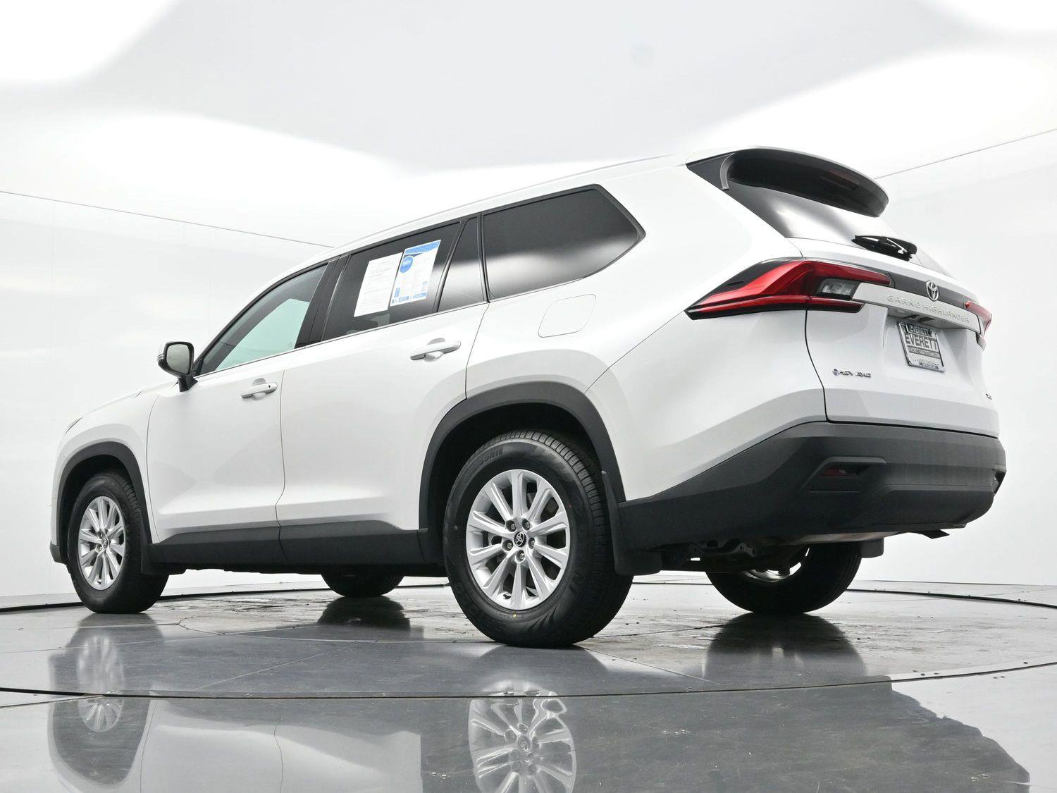 Used 2024 Toyota Grand Highlander XLE image 53