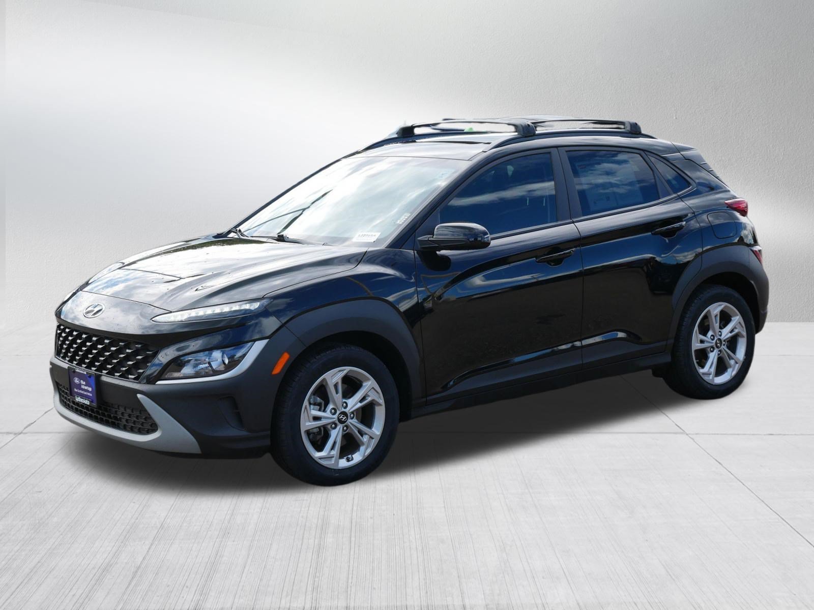 Used 2022 Hyundai Kona SEL w/ Convenience Package AWD/4WD image 3