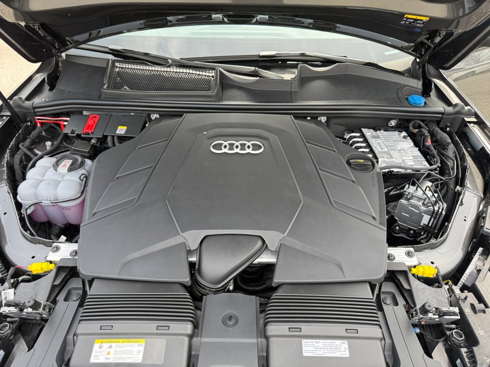 New 2026 Audi Q7 3.0T Premium Plus image 16