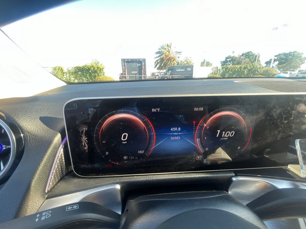 Used 2021 Mercedes-Benz GLB 250 4MATIC image 20
