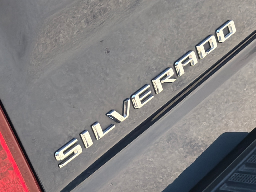 Used 2022 Chevrolet Silverado 1500 Custom RWD image 10