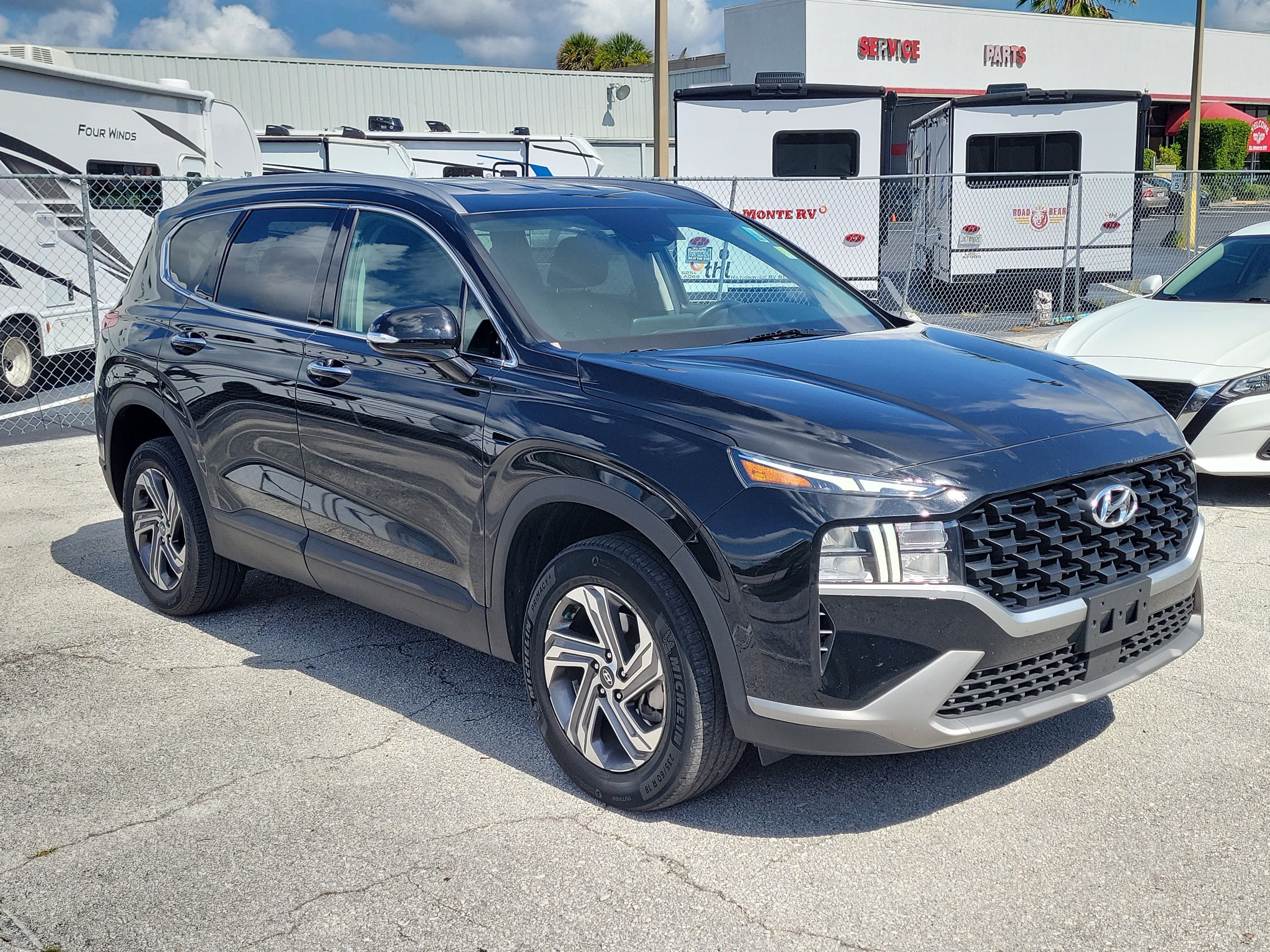 Used 2023 Hyundai Santa Fe SEL AWD/4WD image 3