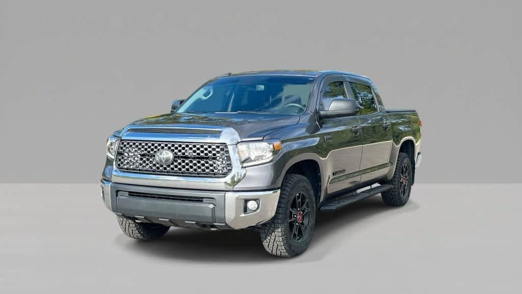 Used 2018 Toyota Tundra SR5 w/ SR5 Upgrade Package AWD/4WD image 4