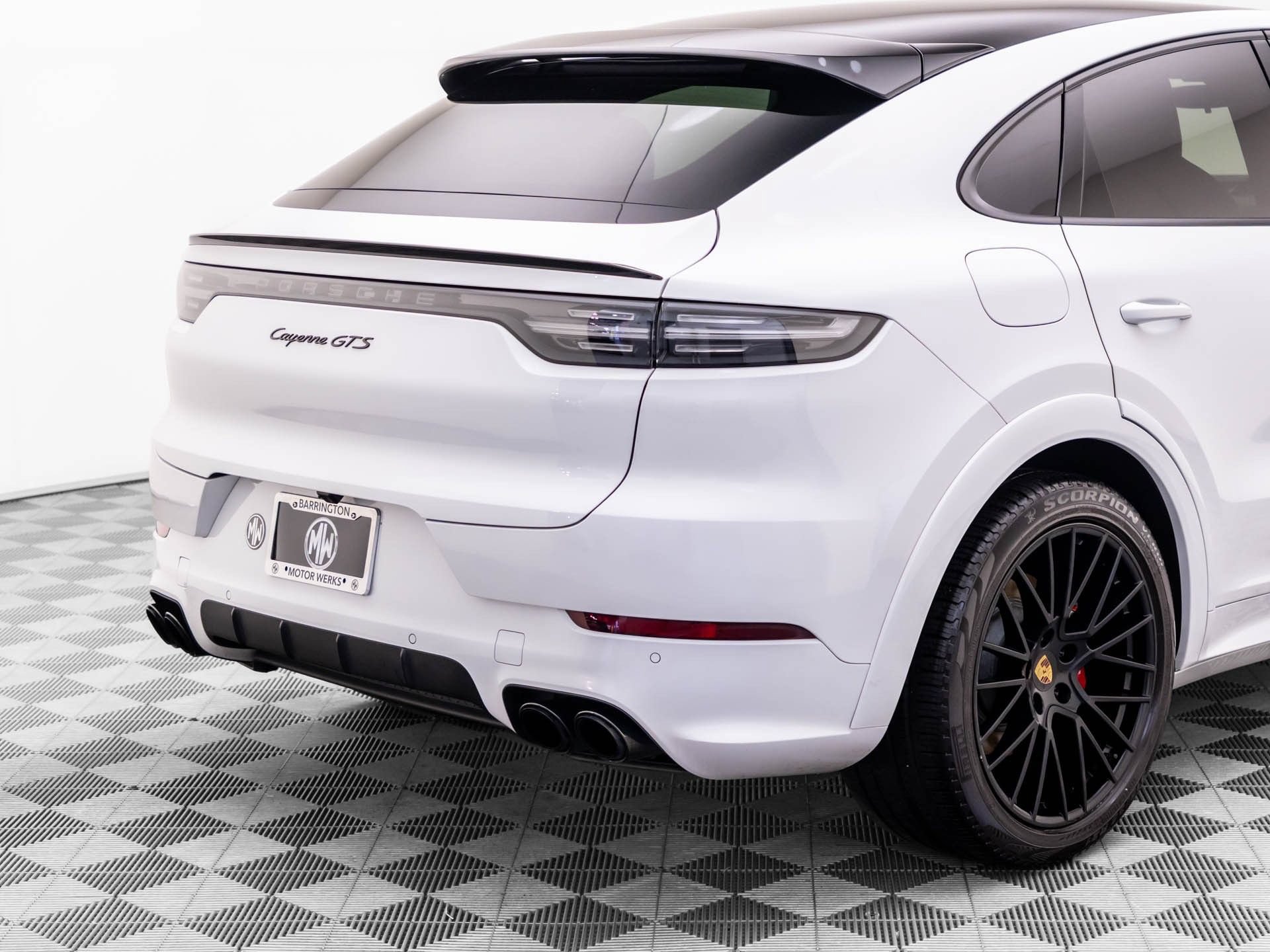 Certified 2022 Porsche Cayenne GTS AWD/4WD image 35
