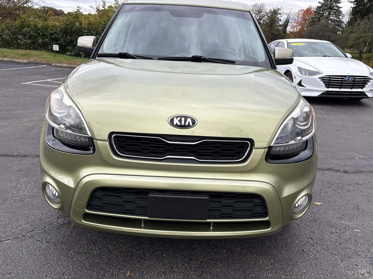 Used 2013 Kia Soul ! image 2