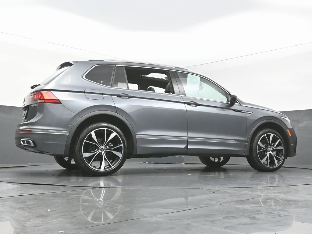 Used 2024 Volkswagen Tiguan SEL R-Line image 7