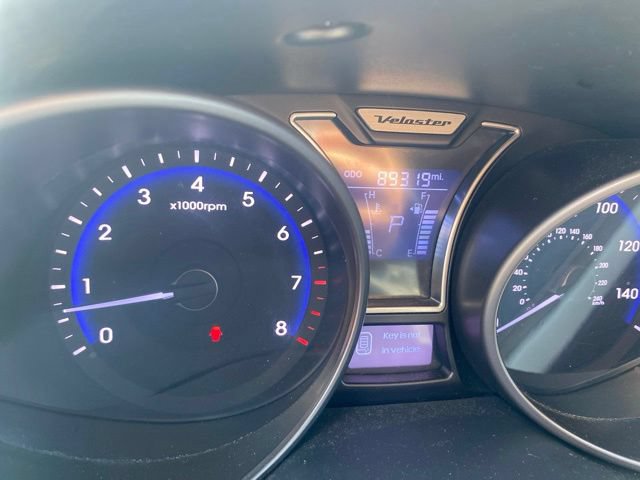 Used 2013 Hyundai Veloster Turbo FWD image 12