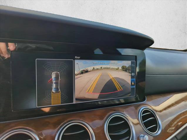 Used 2017 Mercedes-Benz E 300 E 300 Luxury image 11