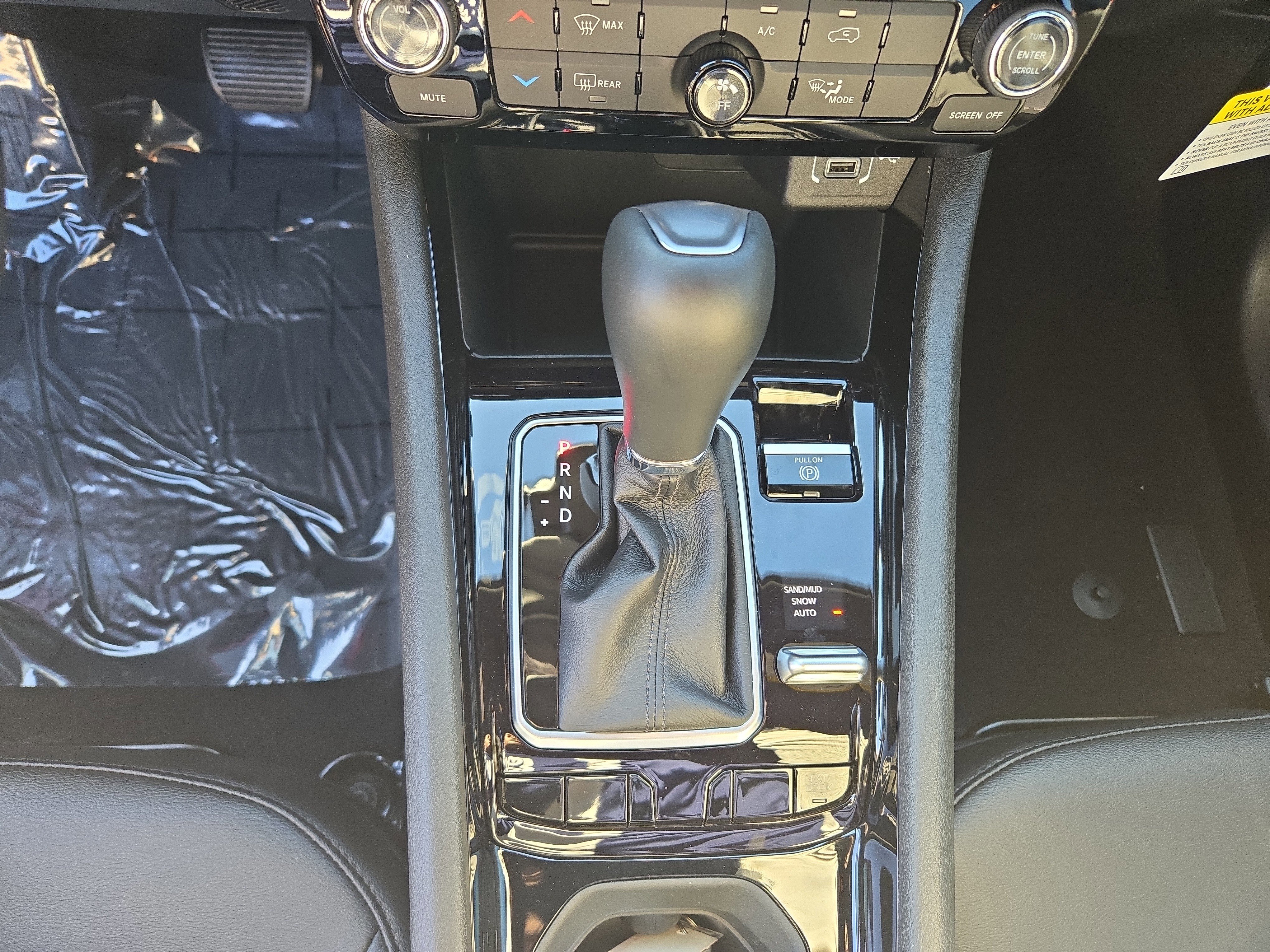 New 2026 Jeep Compass Latitude AWD/4WD image 17