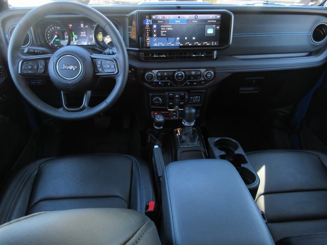 Used 2024 Jeep Wrangler Unlimited Rubicon 4xe image 10
