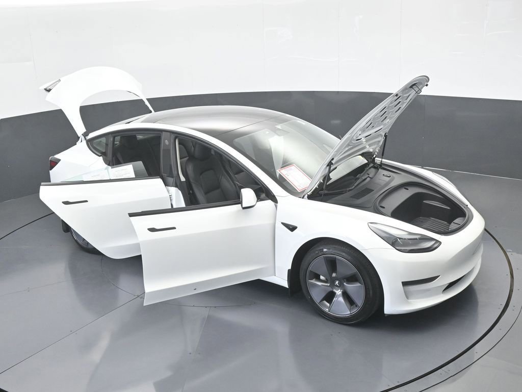 Used 2023 Tesla Model 3 Standard Range image 70