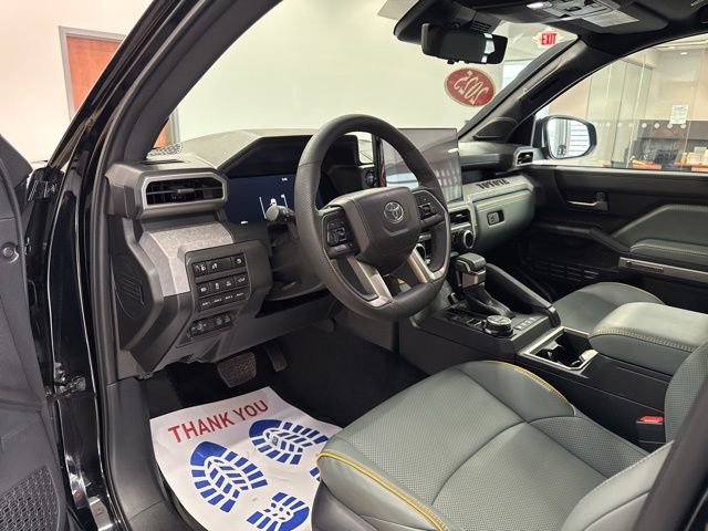 Used 2025 Toyota Tacoma Trailhunter image 28