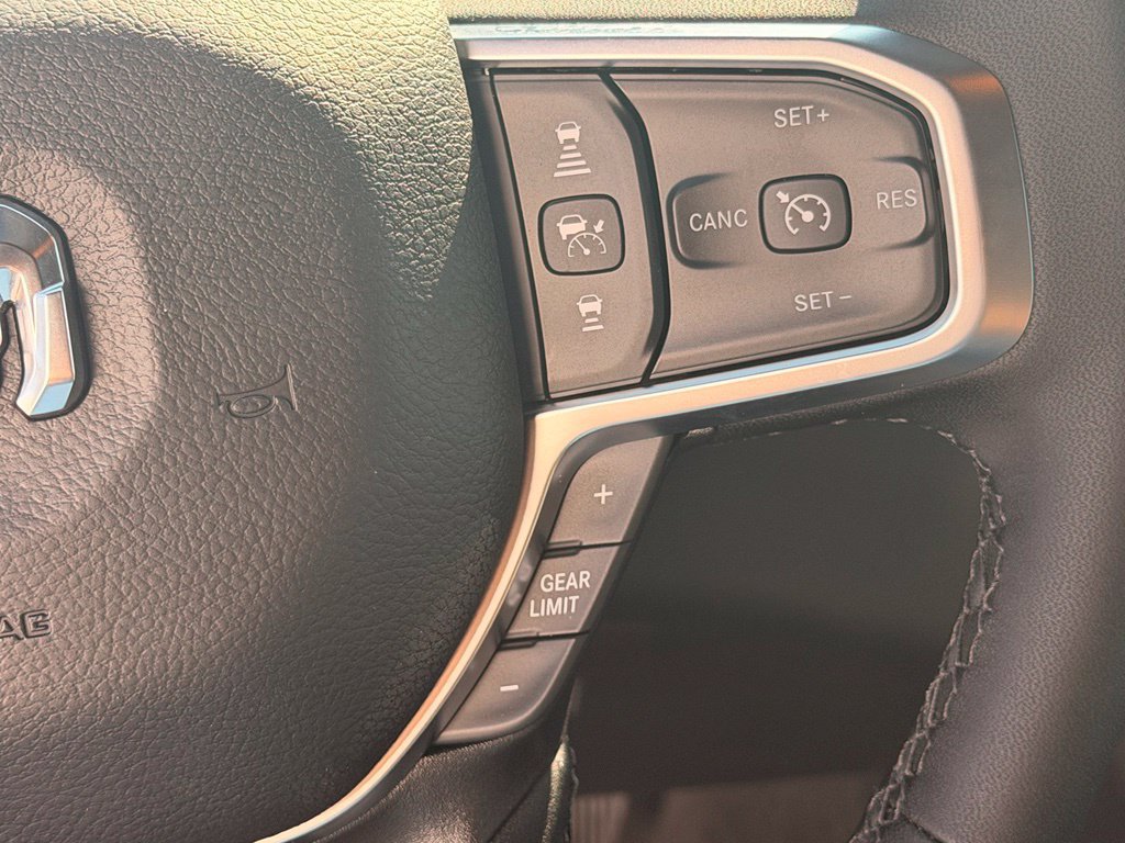 New 2026 RAM 3500 Big Horn AWD/4WD image 18