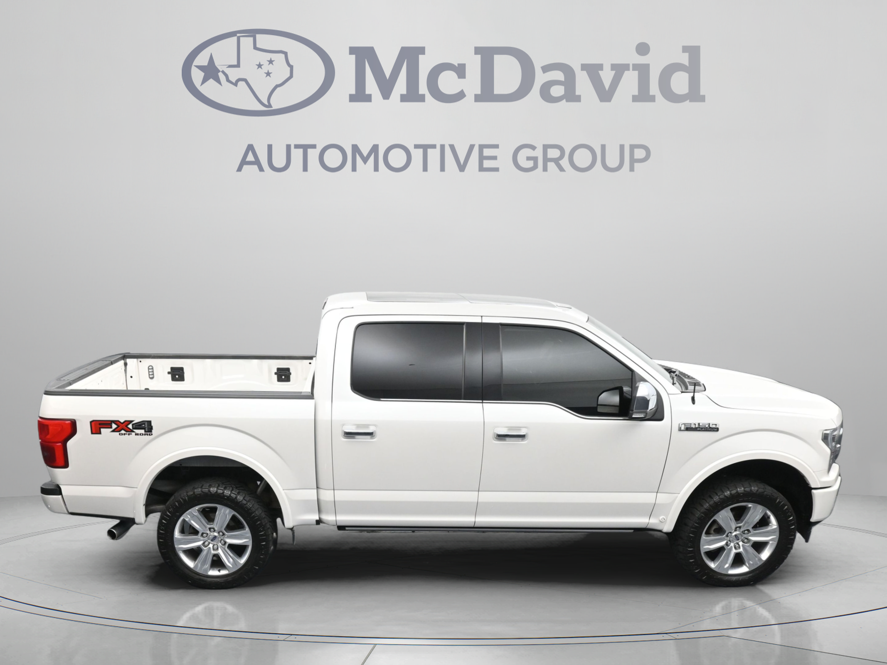 Used 2018 Ford F150 Platinum w/ Equipment Group 701A Luxury AWD/4WD image 40
