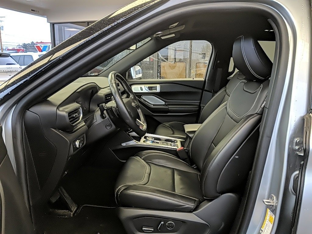 Used 2020 Ford Explorer ST w/ ST Street Pack image 15