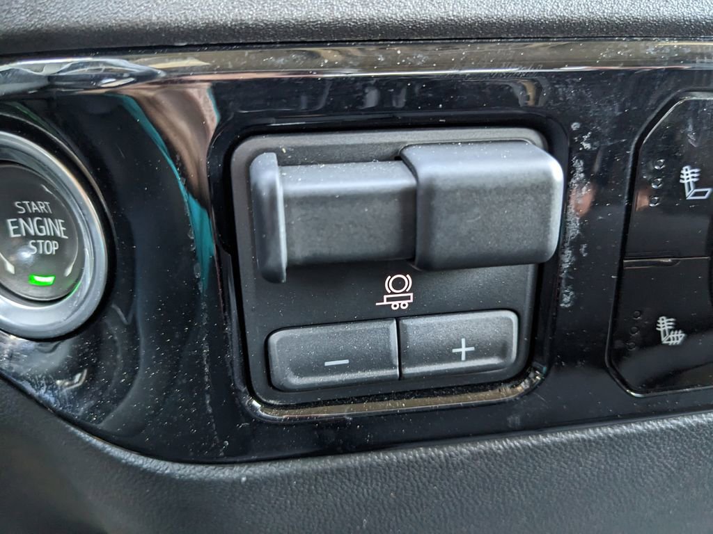 Used 2024 Chevrolet Silverado 1500 LT w/ Safety Package image 39