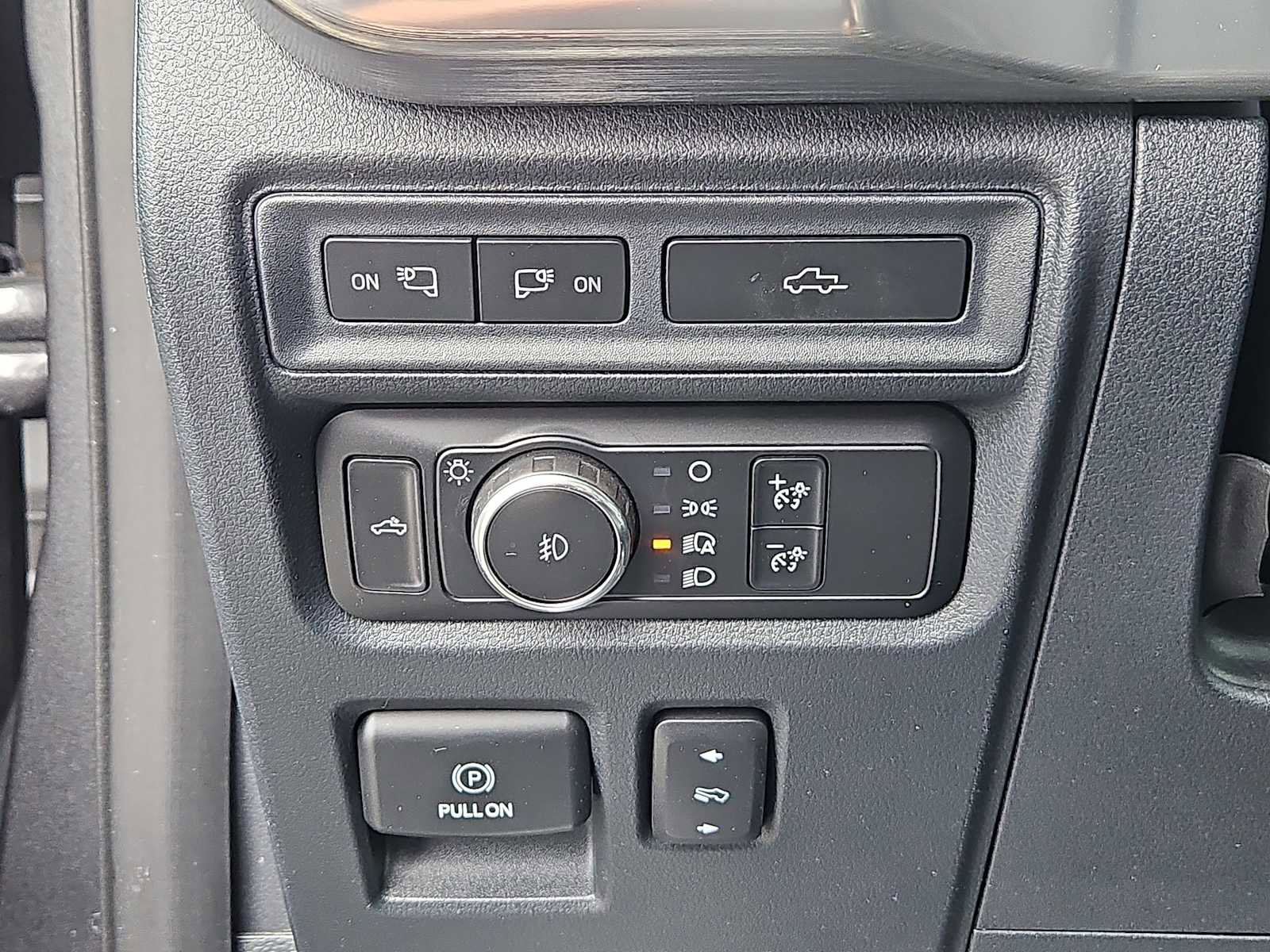 Used 2021 Ford F150 Lariat w/ Equipment Group 502A High image 18