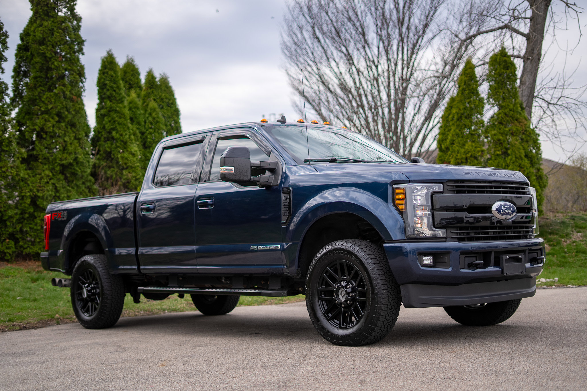 Used 2019 Ford F250 Lariat image 3