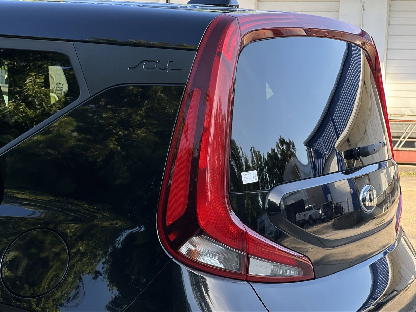 Used 2020 Kia Soul S FWD image 14