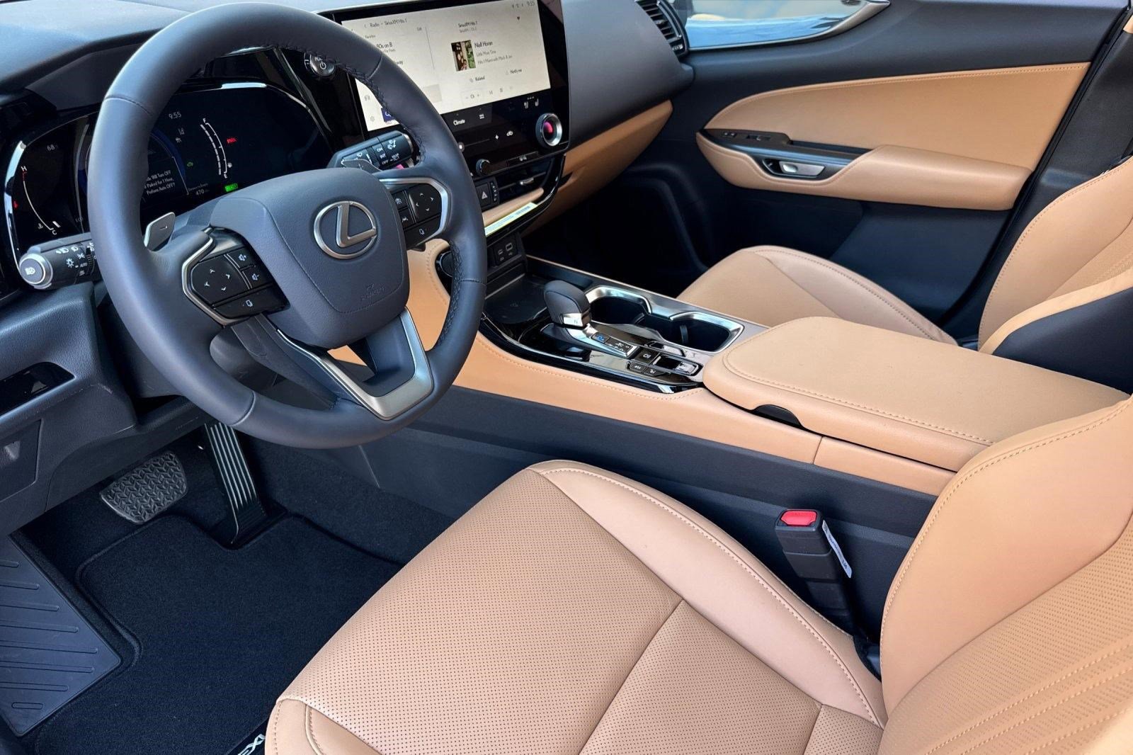 New 2026 Lexus NX 350h AWD w/ Premium Package image 4