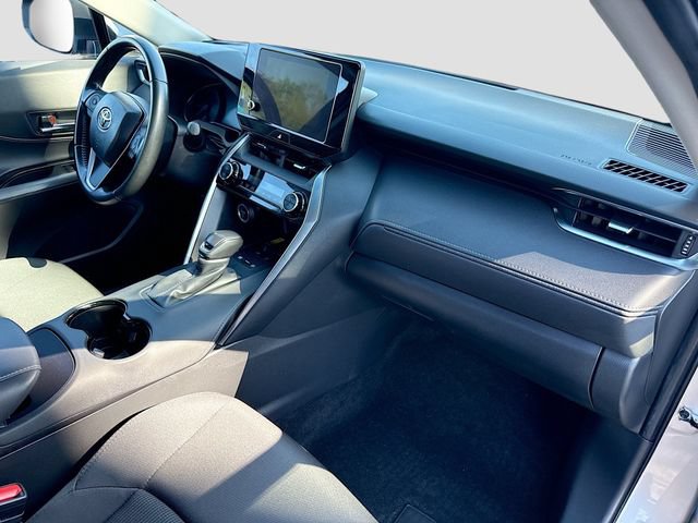 Used 2023 Toyota Venza LE AWD/4WD image 36
