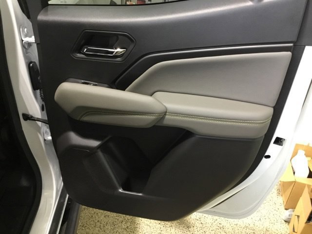 New 2026 Chevrolet Colorado ZR2 w/ Technology Package AWD/4WD image 43