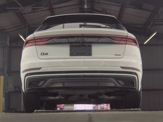 Used 2023 Audi Q8 Premium Plus w/ Premium Plus Package AWD/4WD image 8