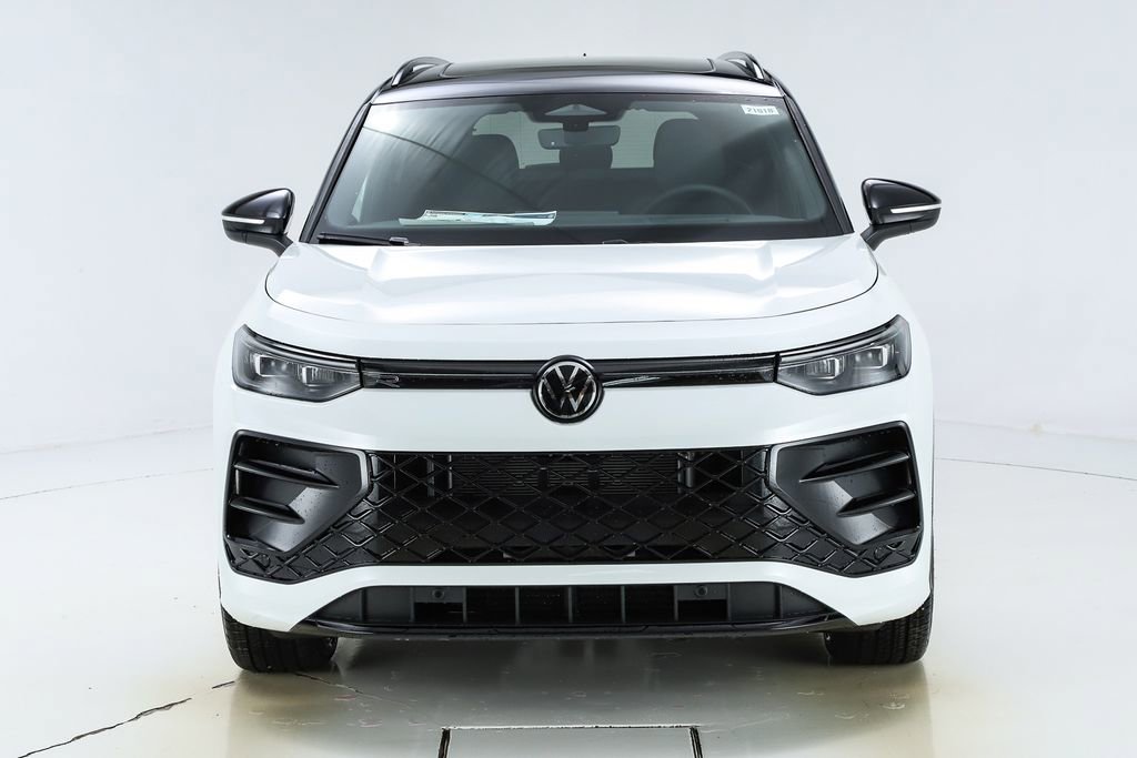 New 2026 Volkswagen Tiguan SE R-Line image 16