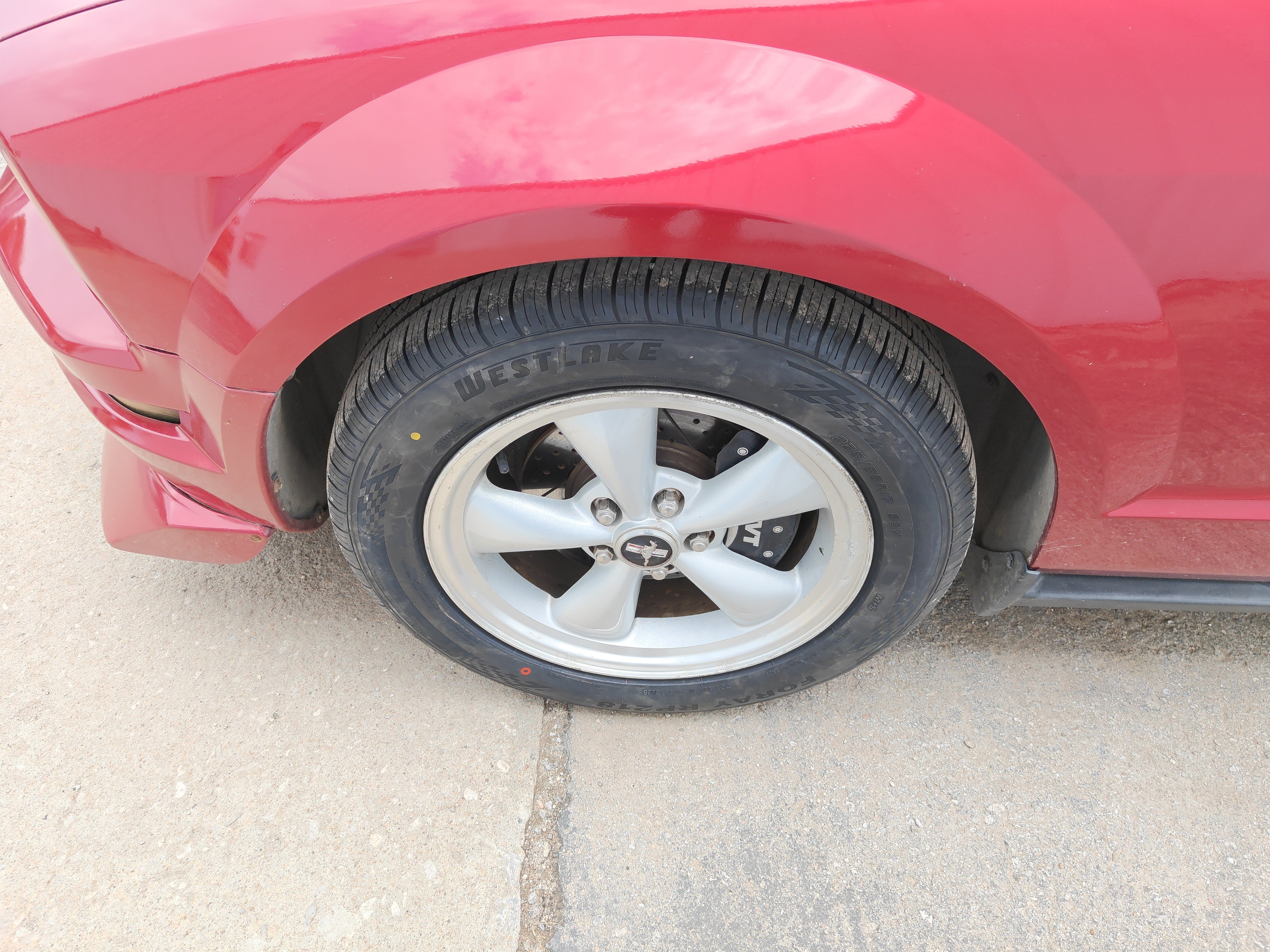 Used 2006 Ford Mustang Coupe RWD image 9