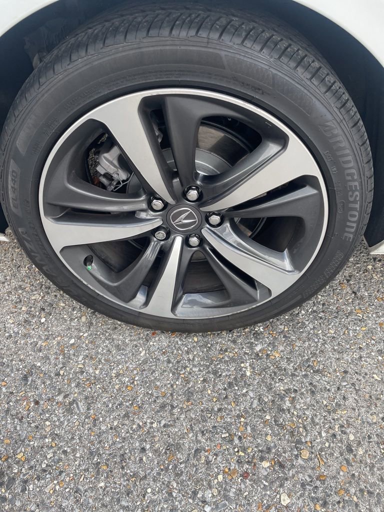 Certified 2025 Acura TLX w/ Technology Package image 21