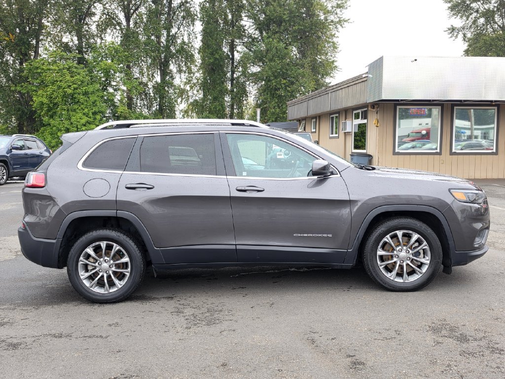 Used 2019 Jeep Cherokee Latitude Plus FWD image 7