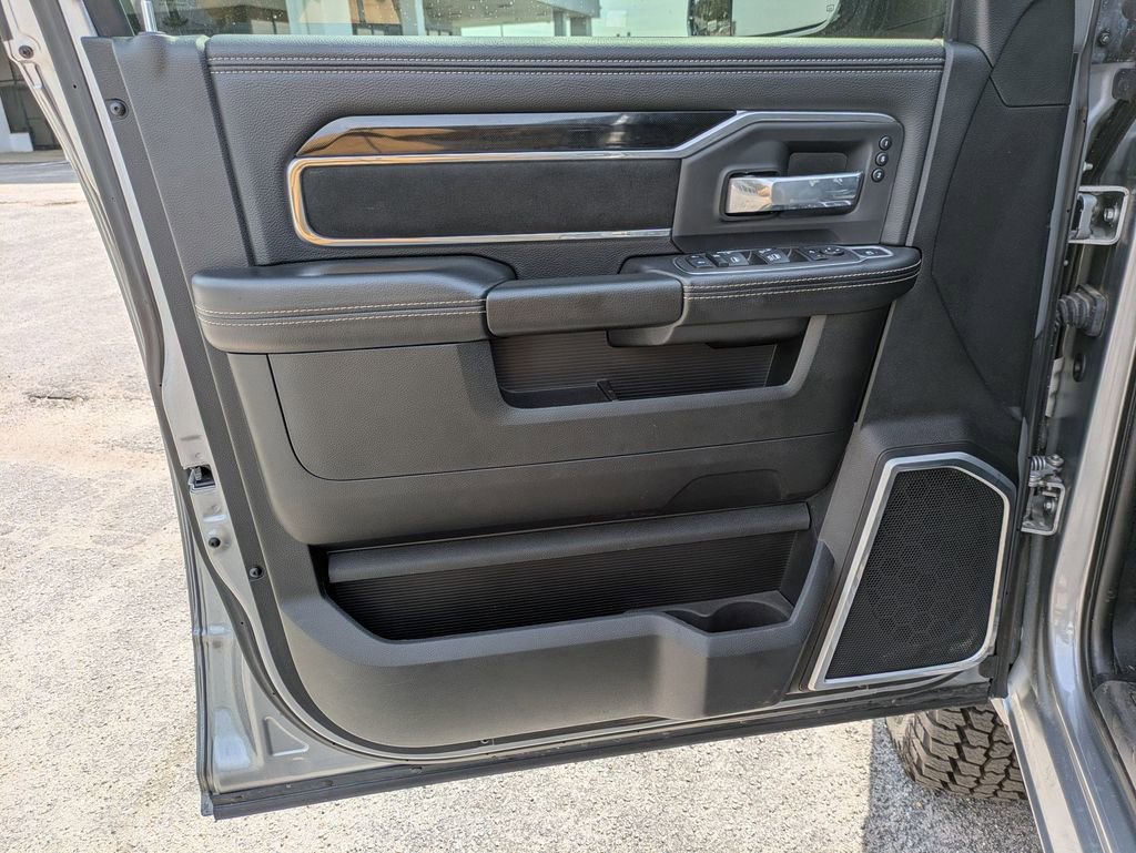 Used 2022 RAM 3500 Laramie image 11