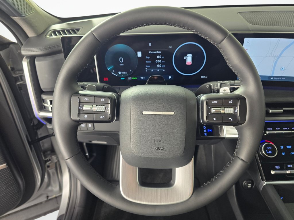 Used 2026 Hyundai Santa Fe Limited AWD/4WD image 12