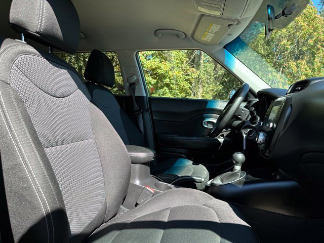 Used 2018 Kia Soul + FWD image 24