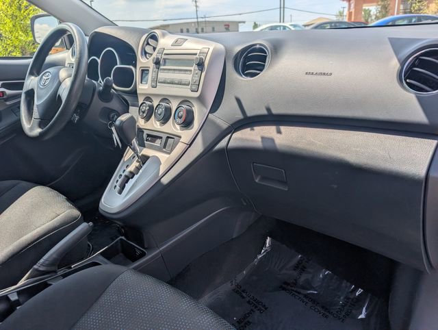 Used 2009 Toyota Matrix FWD image 22