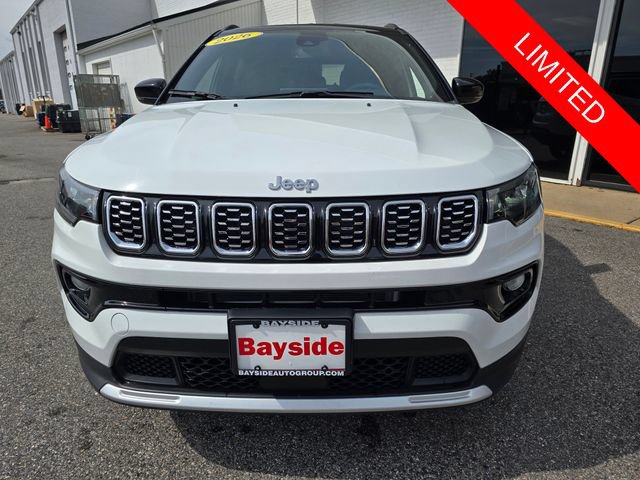 Used 2026 Jeep Compass Limited AWD/4WD image 4