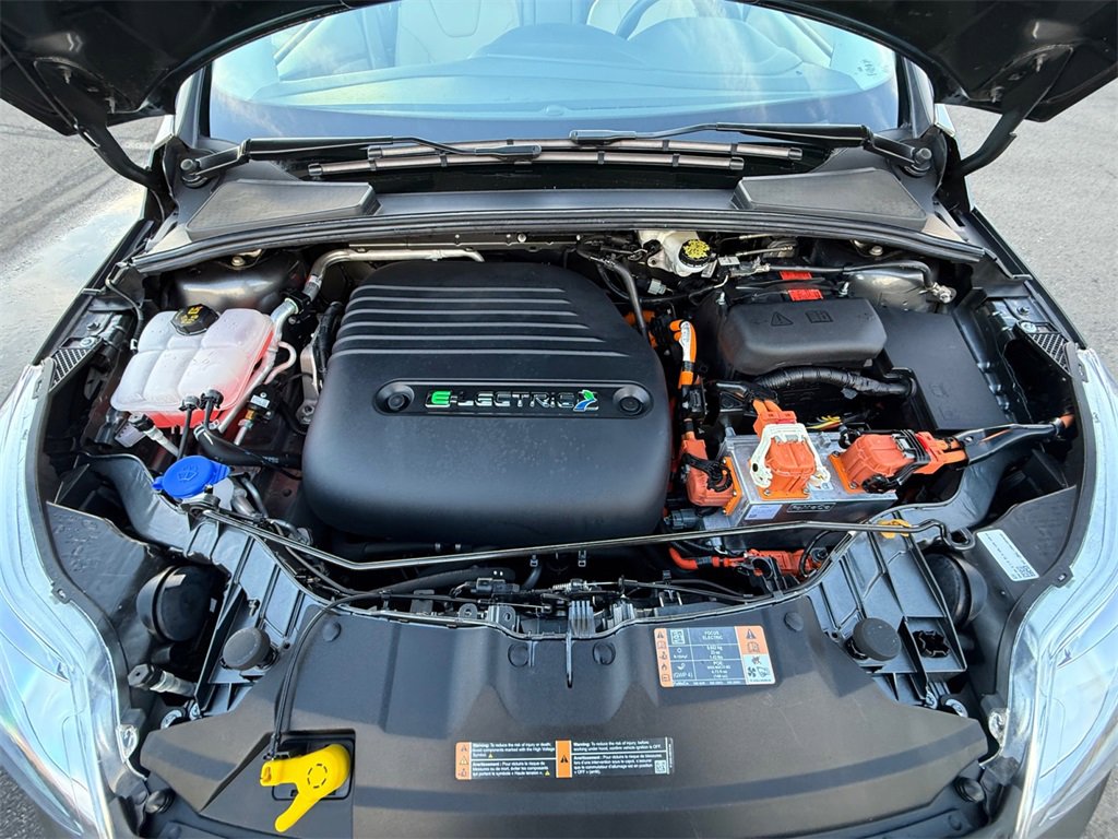 Used 2017 Ford Focus Electric Hatchback image 26