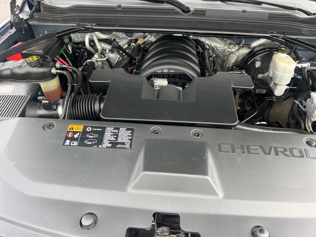Used 2015 Chevrolet Suburban LT AWD/4WD image 46