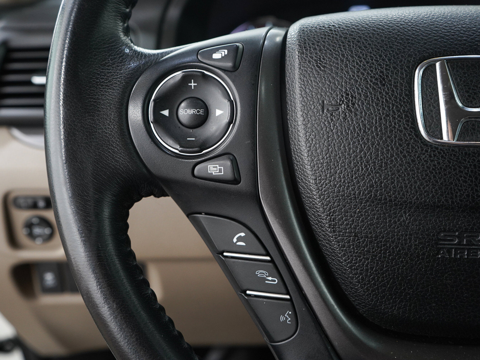 Used 2017 Honda Pilot EX-L image 27
