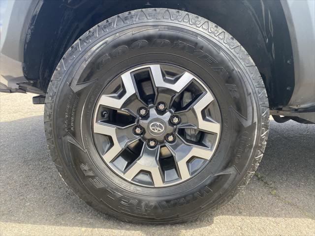 Certified 2020 Toyota Tacoma TRD Off-Road w/ TRD Premium Off Road Package AWD/4WD image 10
