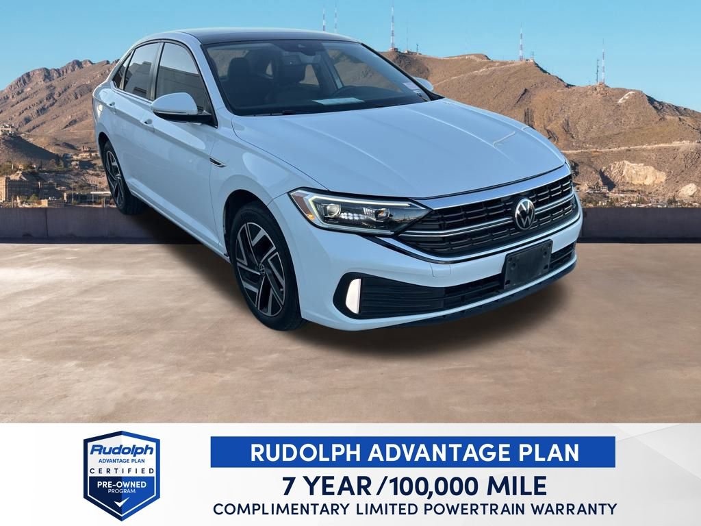 Certified 2024 Volkswagen Jetta SEL image 8