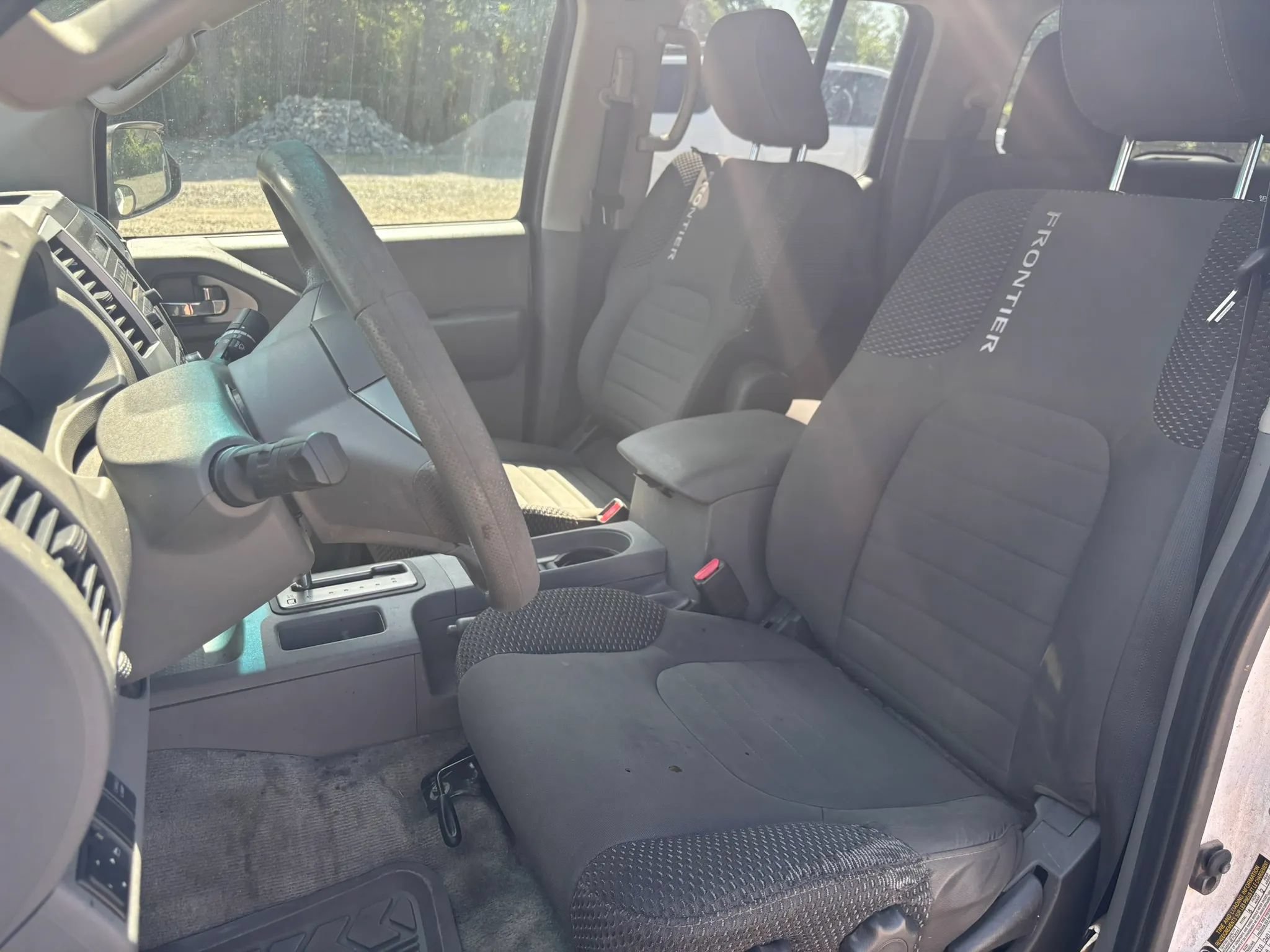 Used 2012 Nissan Frontier SV w/ Sport Appearance Pkg RWD image 10