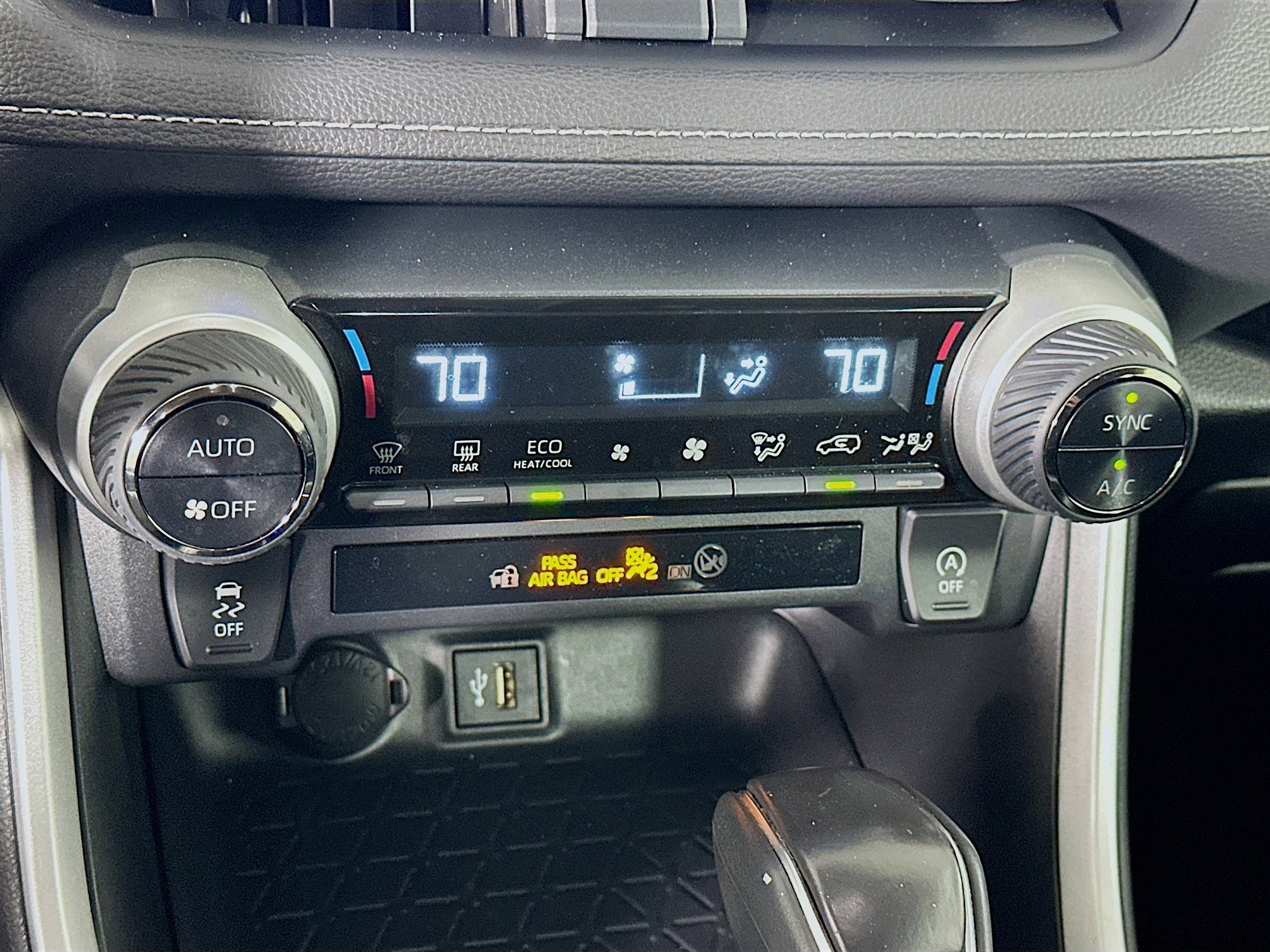 Used 2023 Toyota RAV4 XLE image 23